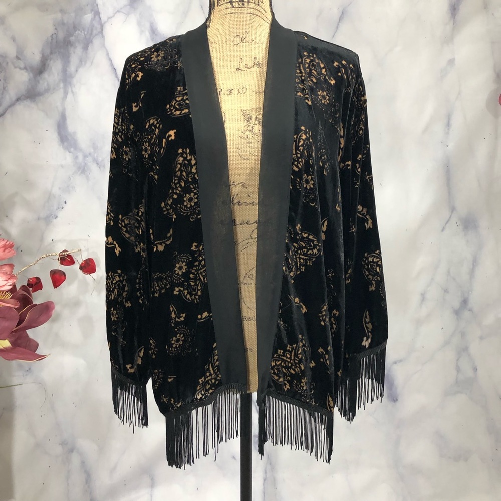 Band of Gypsies Floral Crushed Velvet Kimono